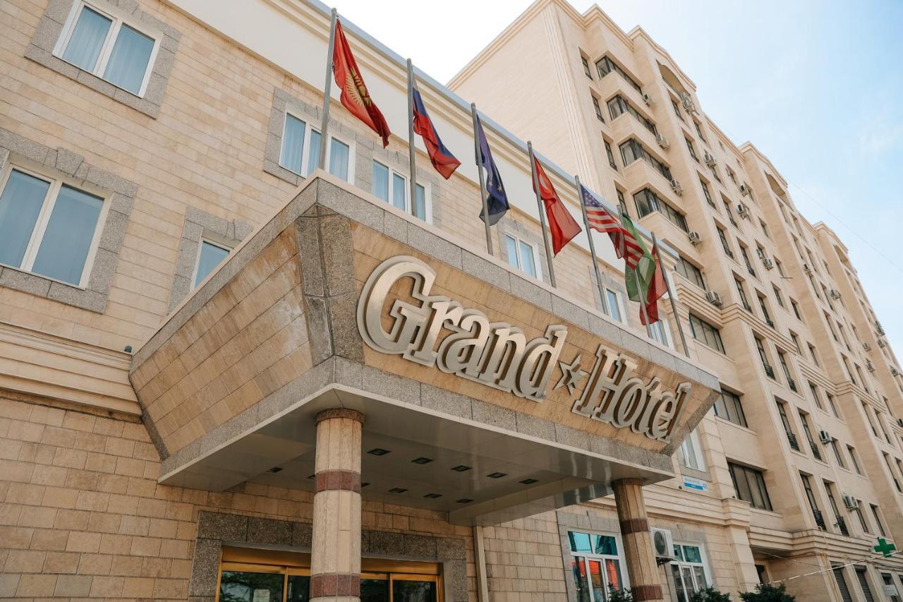 Grand Hotel Бишкек Экстерьер фото